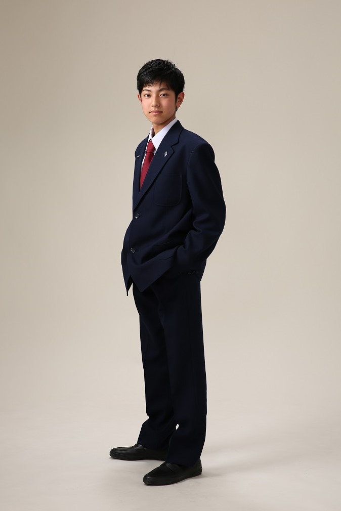 中学生の男の子が制服姿で撮影 姫路の写真館フォトスタジオmerci フォトウェディング 前撮り 和装洋装